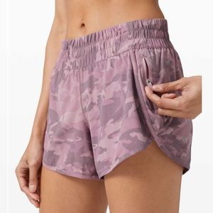 Lululemon Tracker Short V *4" Incognito Camo Pink Taupe Multi size 6